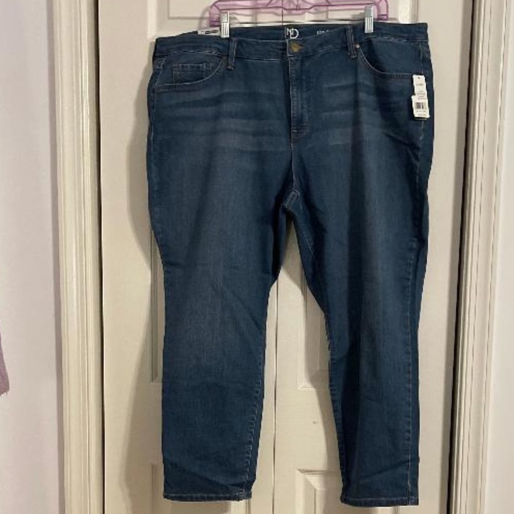 NEW DIRECTIONS JEANS